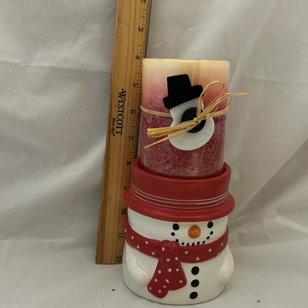 SNOWMAN CANDLE HOLDER AND CANDLE - Picture 4 of 4